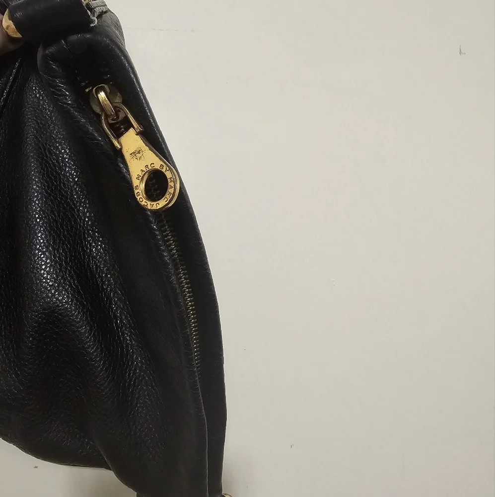 Marc by Marc Jacobs Crossbody Leather Shoulder Bag